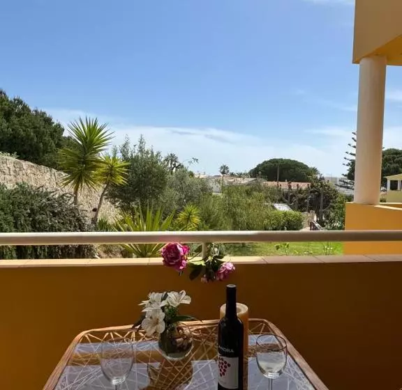 Majatalo Lucie Lime Guesthouse