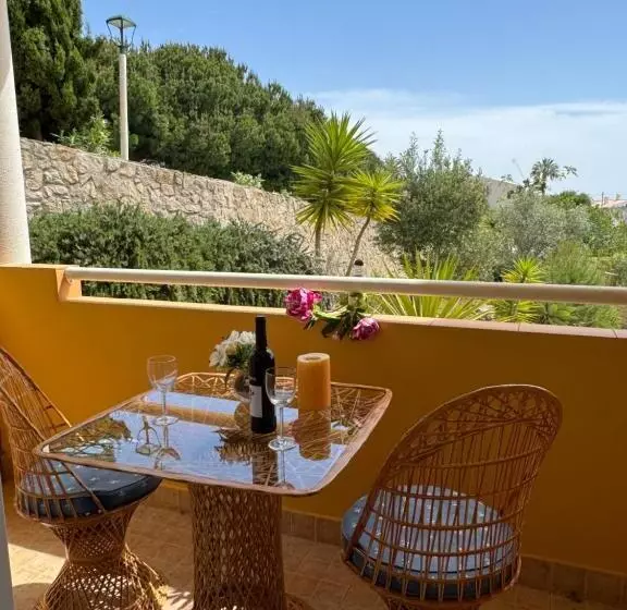 Majatalo Lucie Lime Guesthouse