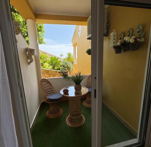 ペンション Lucie Lime Guesthouse