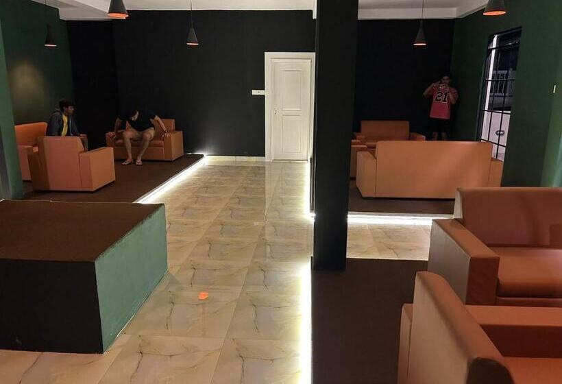 Royal Bliss Hotel Nuwara Eliya