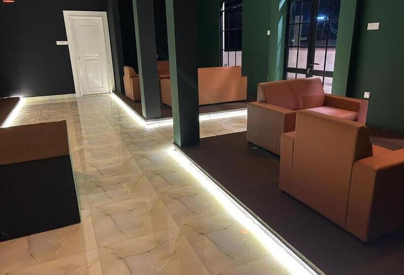 Royal Bliss Hotel Nuwara Eliya