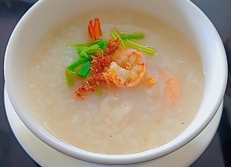 U Zone Hostel & Cafe