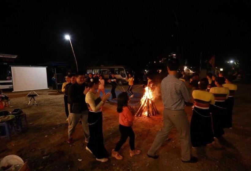 تختخواب و صبحانه Nhung Home