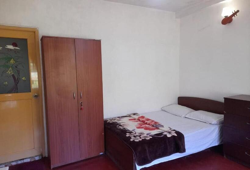 مبيت وإفطار Nuwara Eliya Home Stay Guist