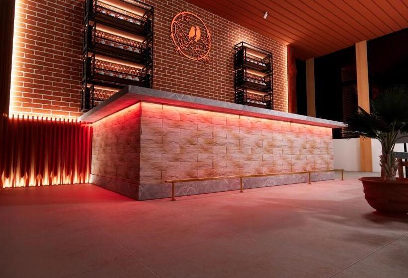 هتل Crystal Pashupati