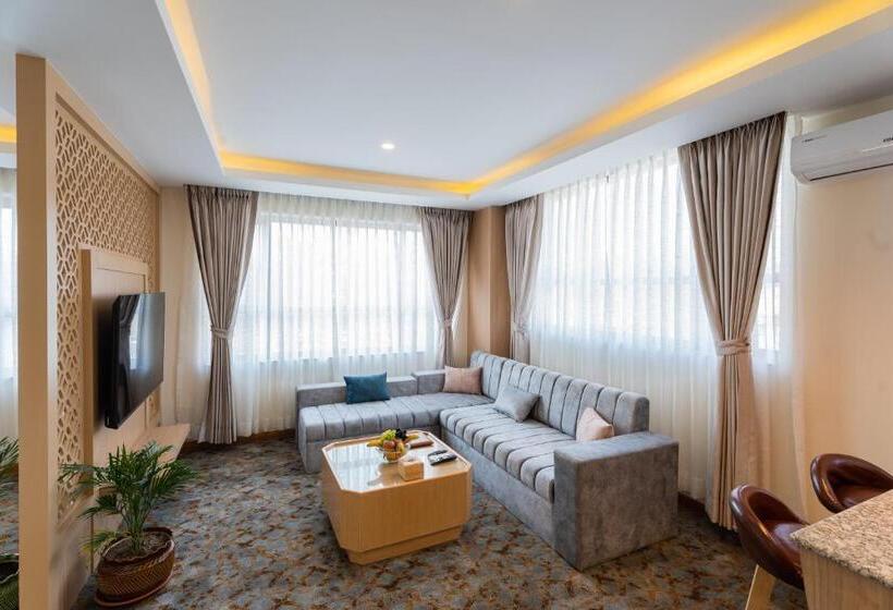 هتل Crystal Pashupati