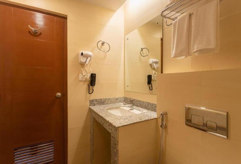 هتل Crystal Pashupati