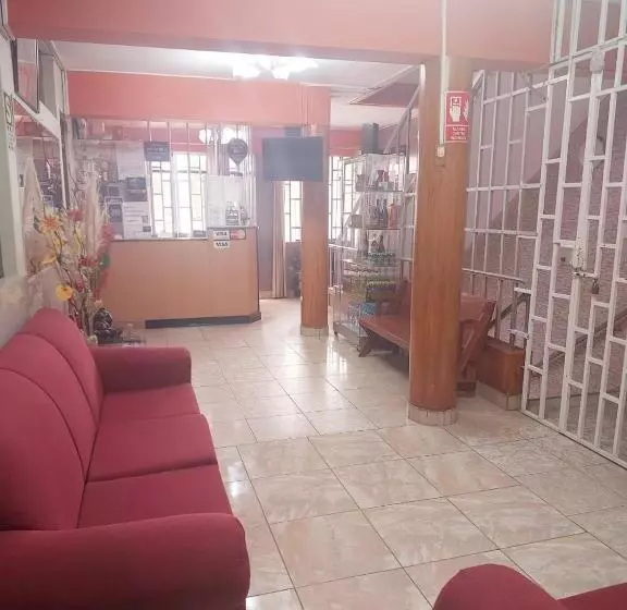 هتل Hostal Tierra Del Sol