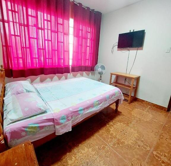 בית מלון כפרי Hostal Tierra Del Sol