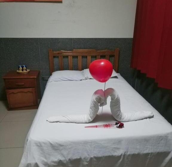 בית מלון כפרי Hostal Tierra Del Sol