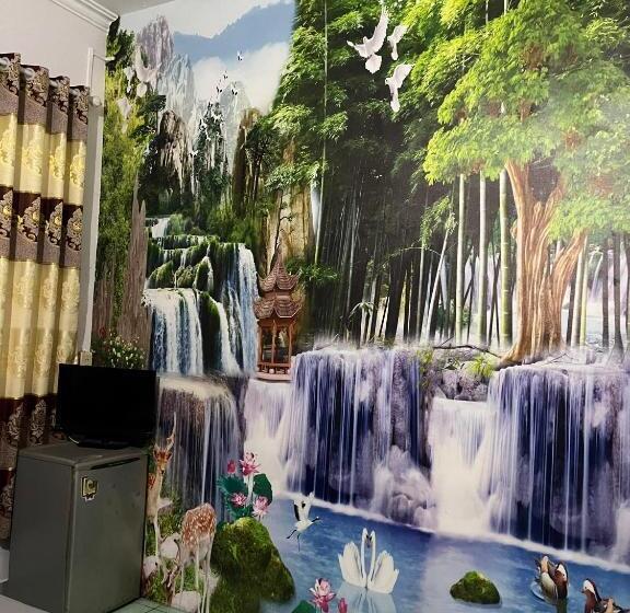 هتل Khách Sạn Hoàng Bảo Hùng