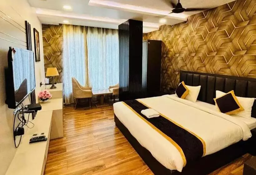 ホテル Parth Residency