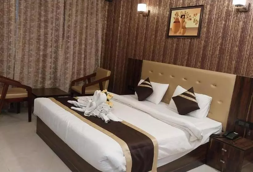 ホテル Parth Residency