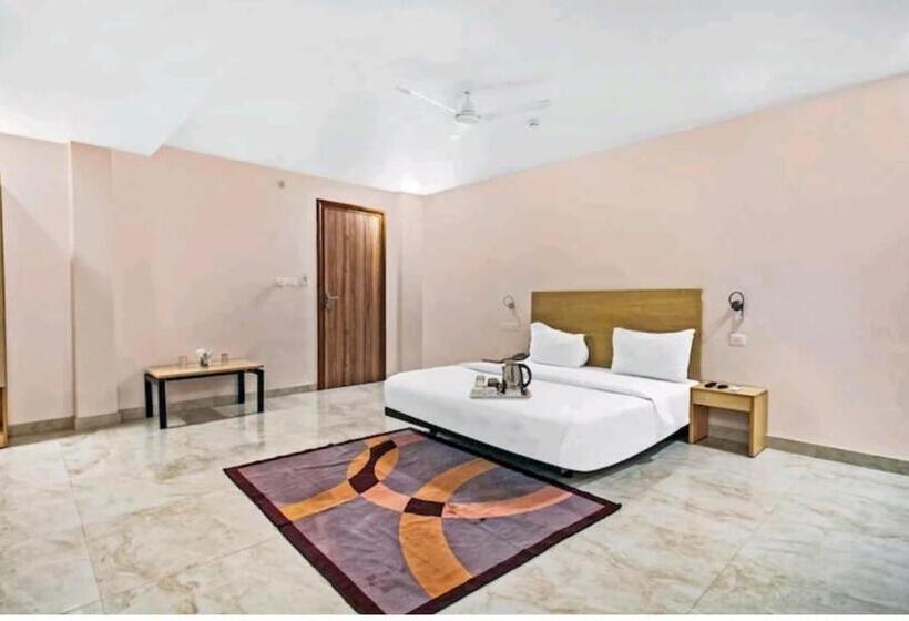 酒店 Veridian 100 Meter From Sahara Hospital Gate No 3