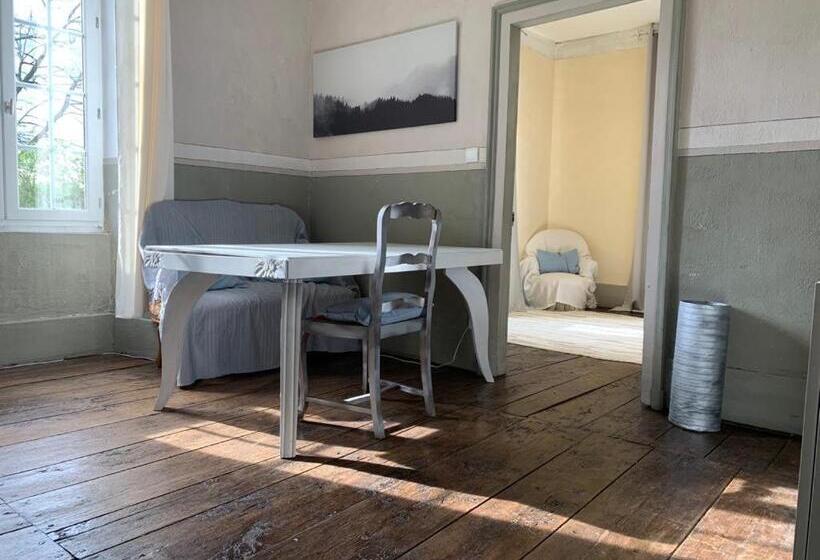 La Maison De Camille