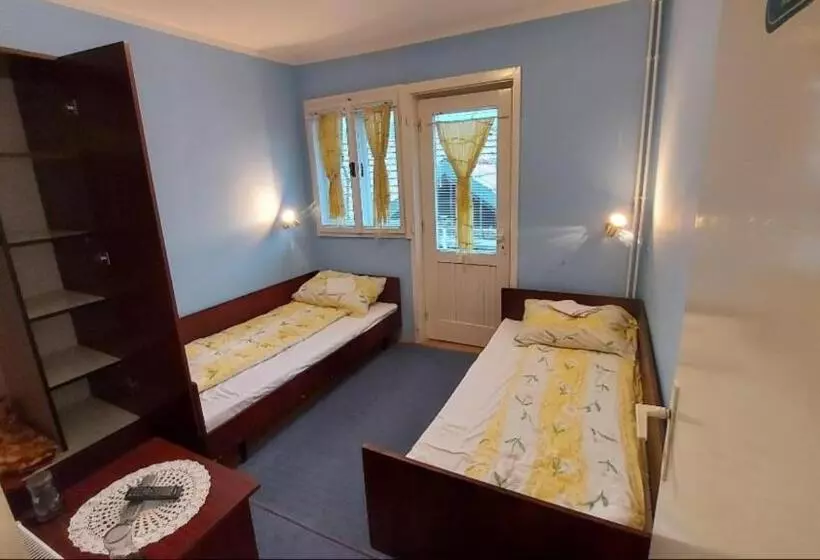 پانسیون Domaćinstvo Jolović