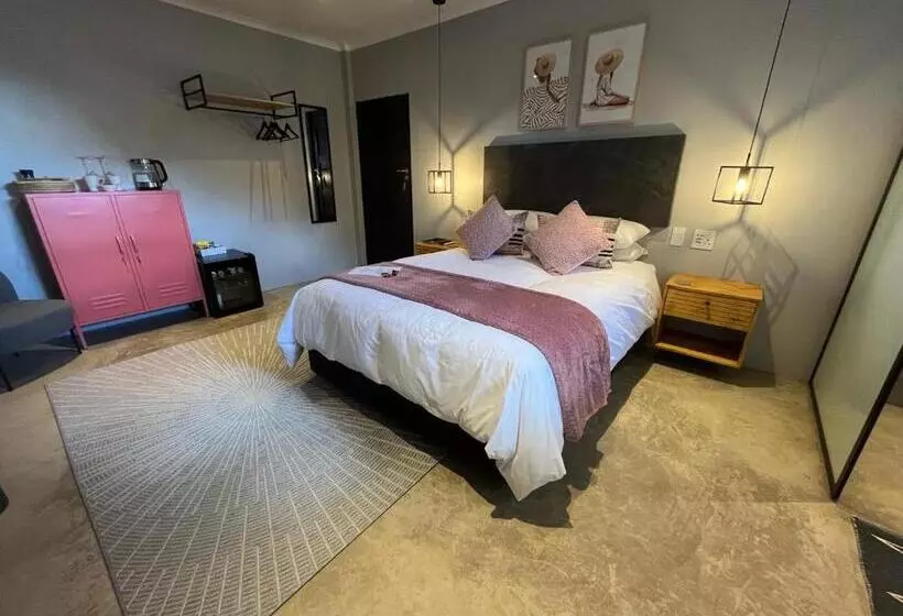 Majatalo Frere Guesthouse