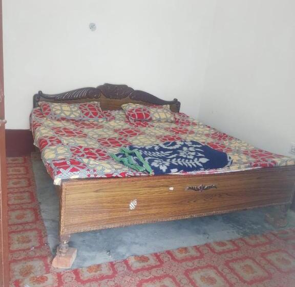 Пансион Harihar Atithi Bhawan