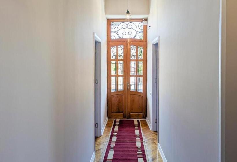 پانسیون Guest House Sector 30