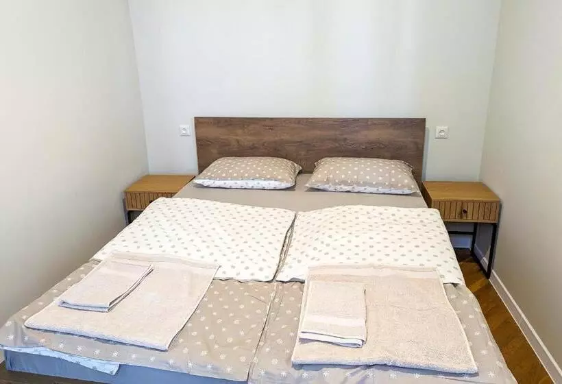 پانسیون Guest House Sector 30