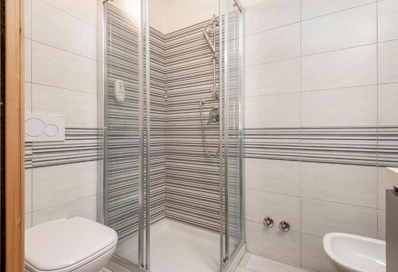 ユースホステル Locanda Cantù