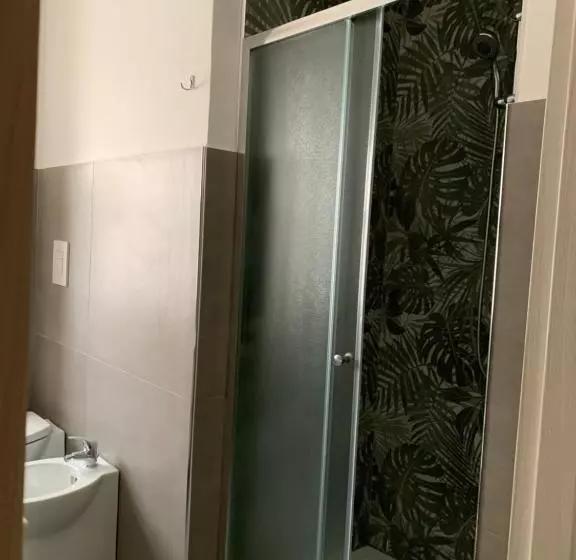 تختخواب و صبحانه My Home