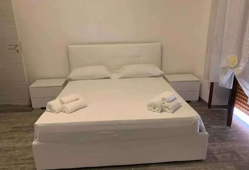 تختخواب و صبحانه My Home