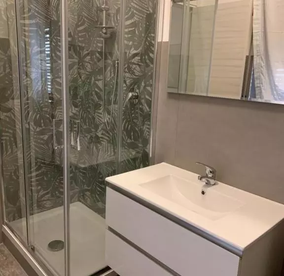 تختخواب و صبحانه My Home