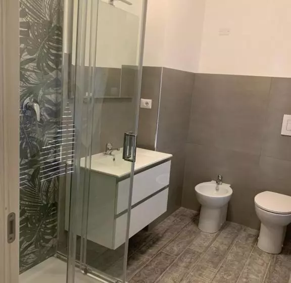 تختخواب و صبحانه My Home