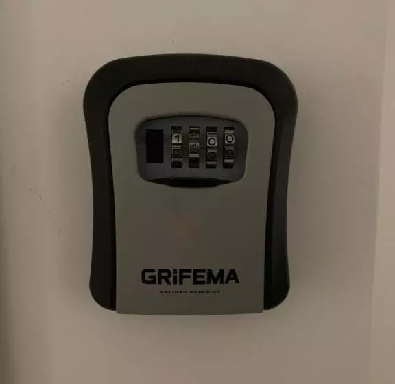 تختخواب و صبحانه My Home