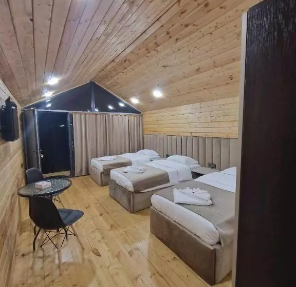 Aamiaismajoitus (B&B) Nice House Hotel Meghri