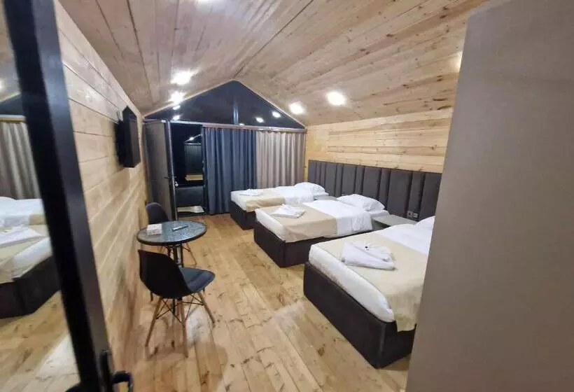 Aamiaismajoitus (B&B) Nice House Hotel Meghri