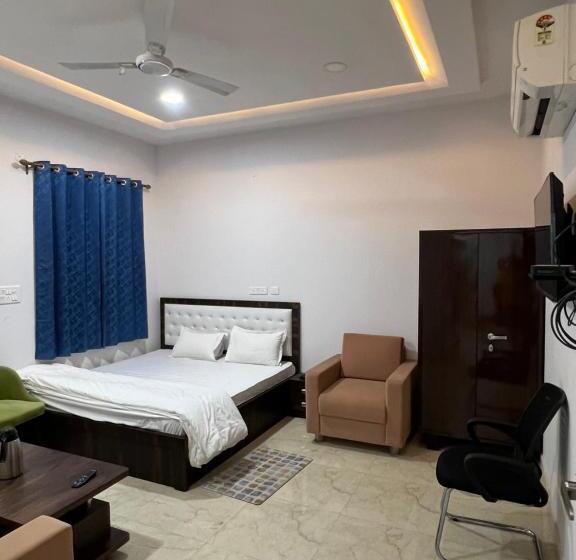 هتل Ggopala Restaurant & Rooms