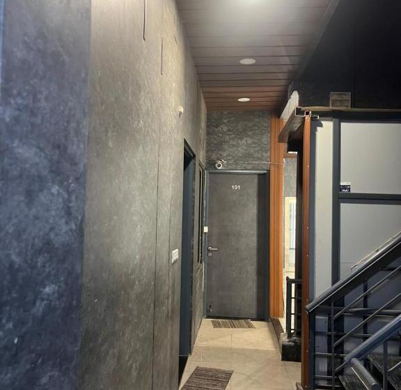 هتل Ggopala Restaurant & Rooms