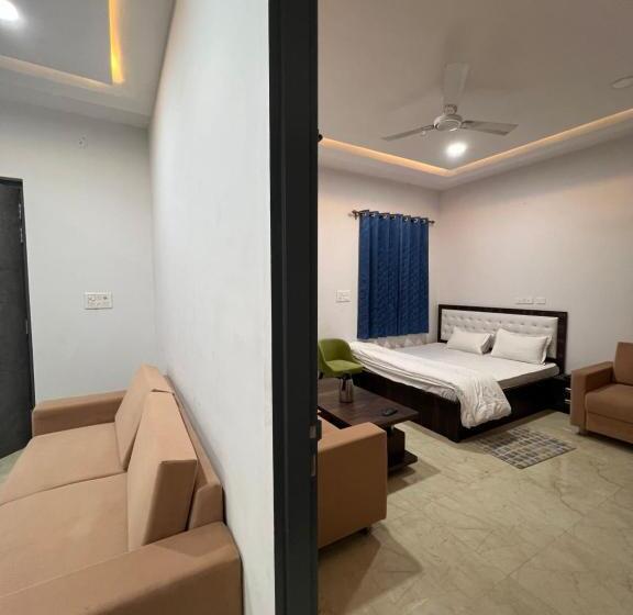 هتل Ggopala Restaurant & Rooms