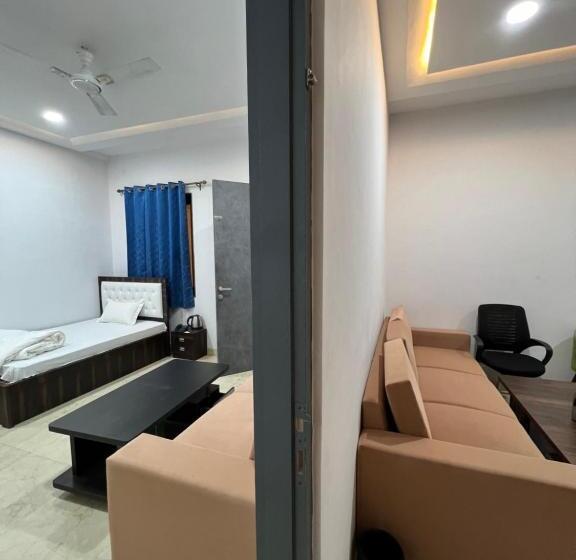 هتل Ggopala Restaurant & Rooms