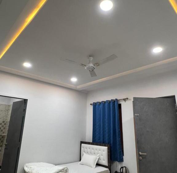 هتل Ggopala Restaurant & Rooms