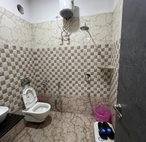 هتل Ggopala Restaurant & Rooms