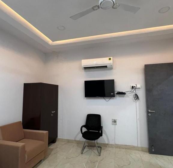 هتل Ggopala Restaurant & Rooms