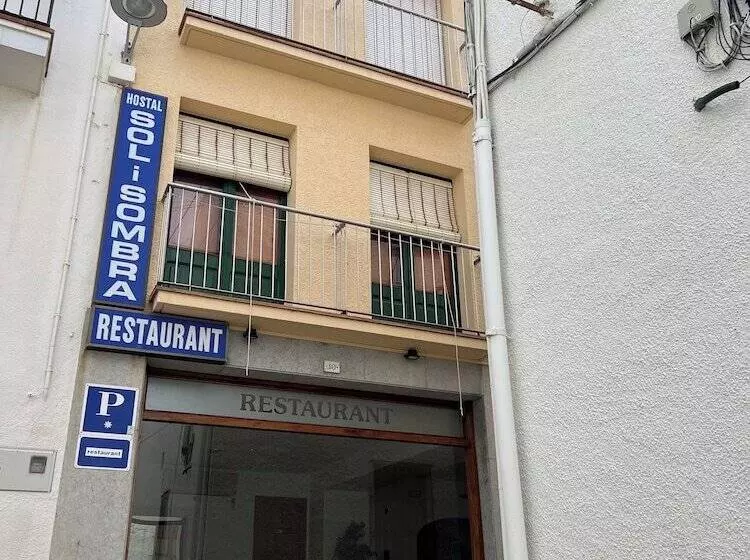 Hotelli Hostal Sol I Sombra