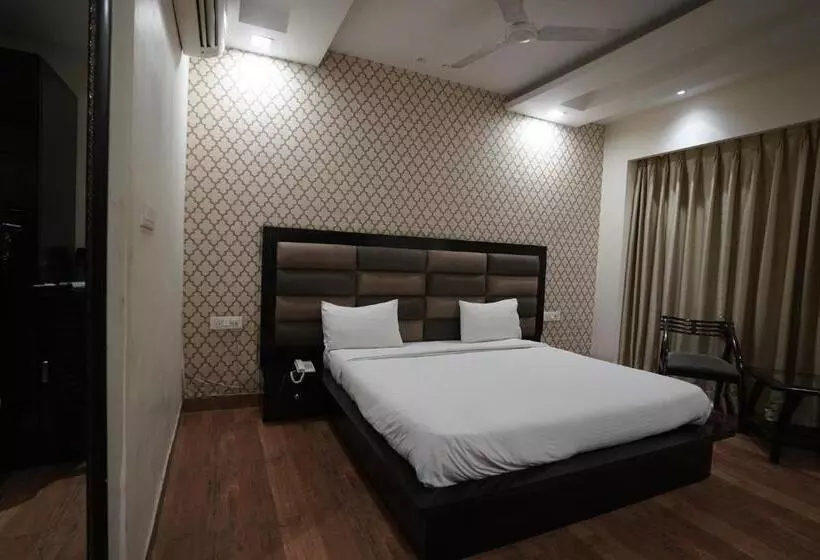Nirmal Hotel And Resort