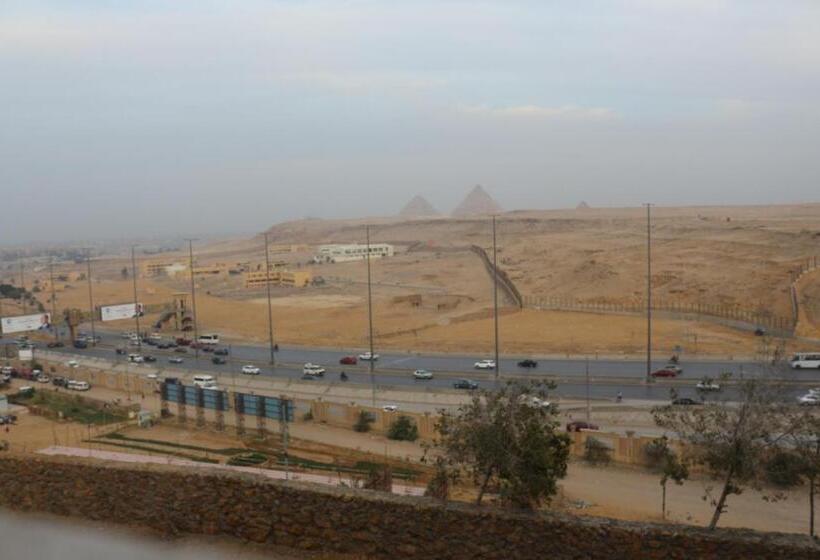 هتل Pyramita Luxury