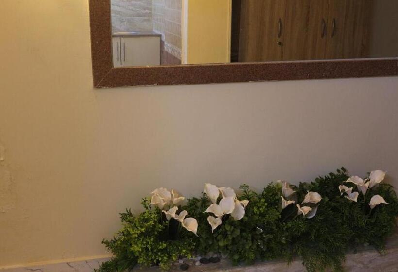 هتل Pyramita Luxury