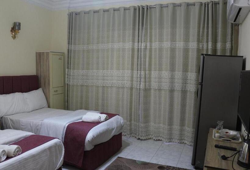 هتل Pyramita Luxury