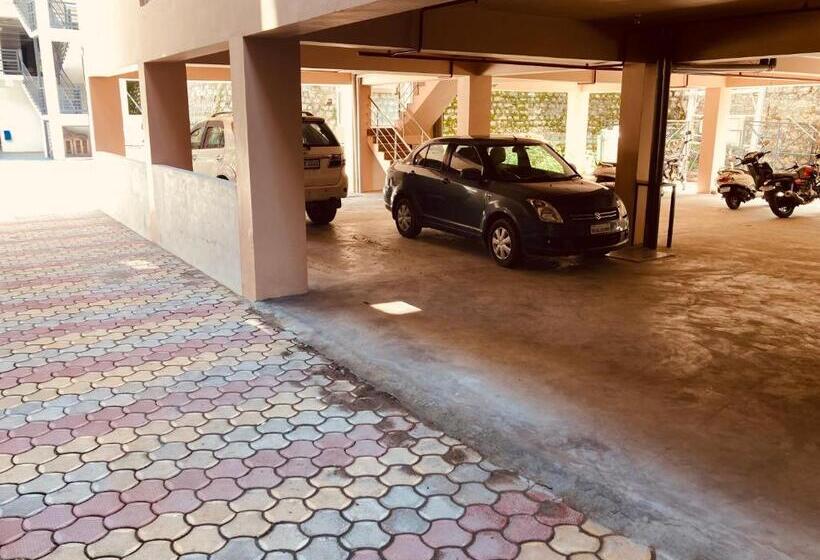 Отель Saksham Inn