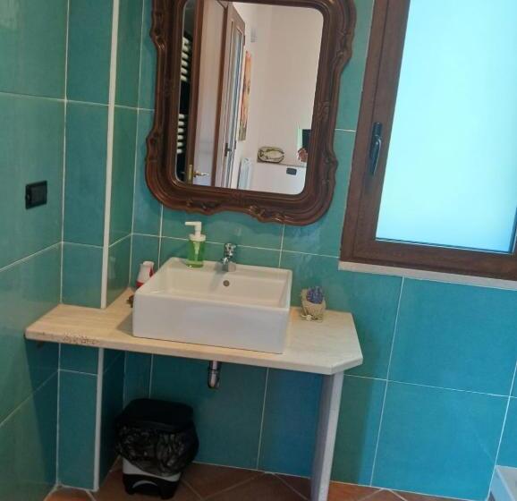 בית מלון כפרי Tenuta Frontini