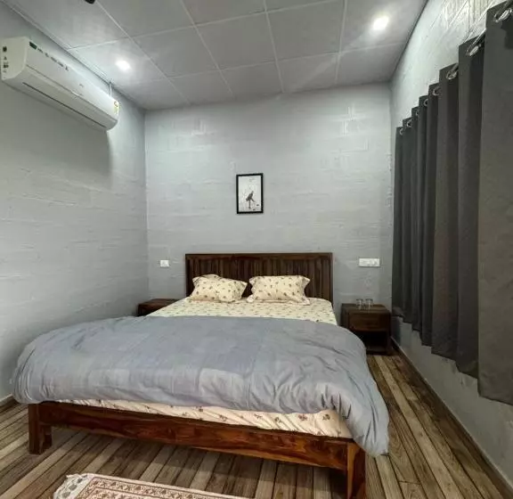 Hotelli The Rajgharana Resort