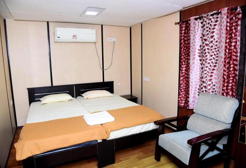 酒店 The River Edge Resort