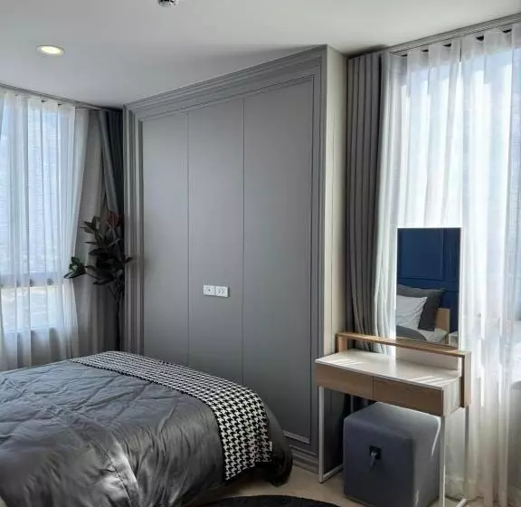 Nue Noble Chaengwattana