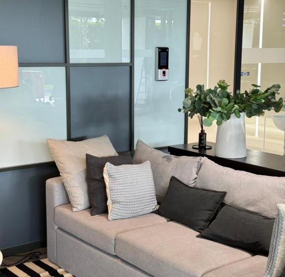 Nue Noble Chaengwattana